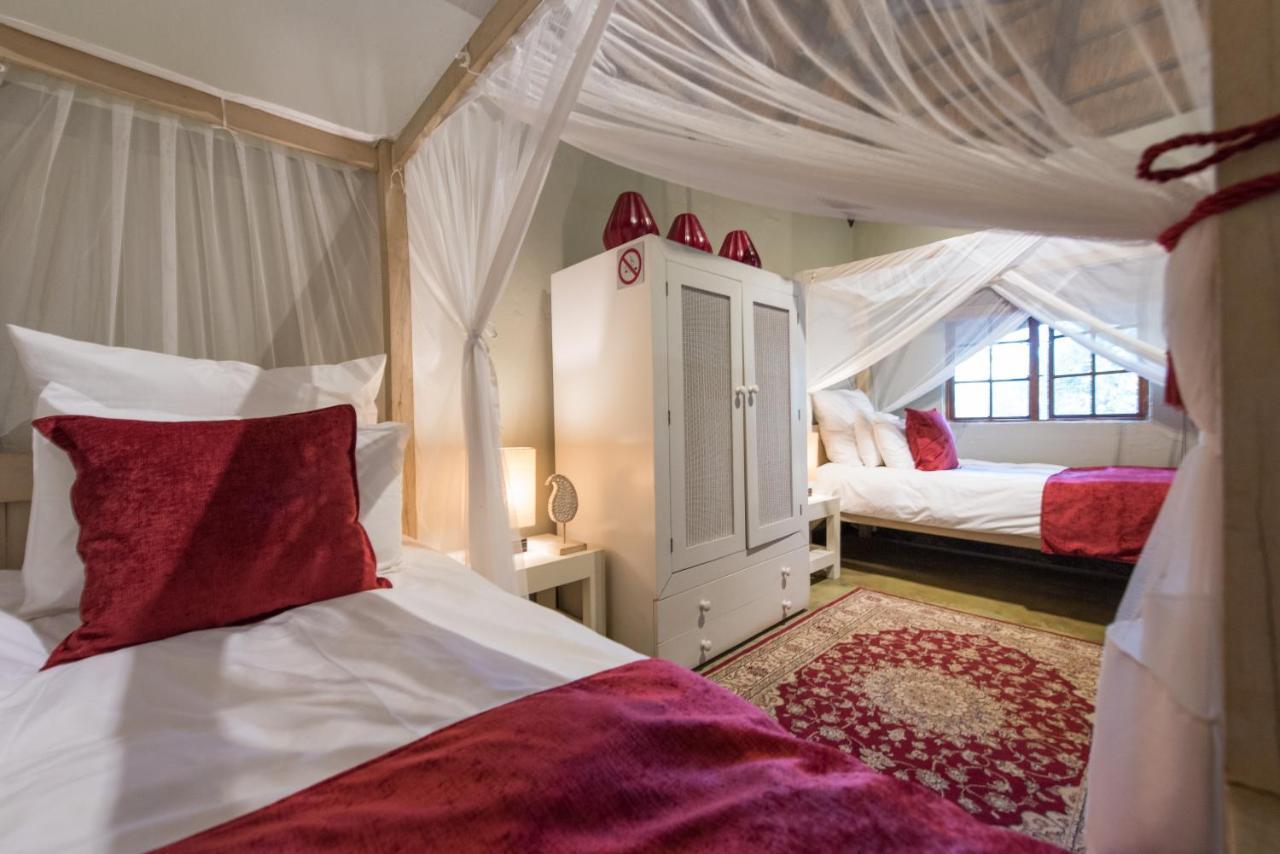 Kambaku Safari Lodge Timbavati Game Reserve Exterior photo