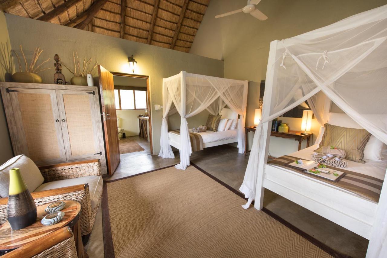 Kambaku Safari Lodge Timbavati Game Reserve Exterior photo