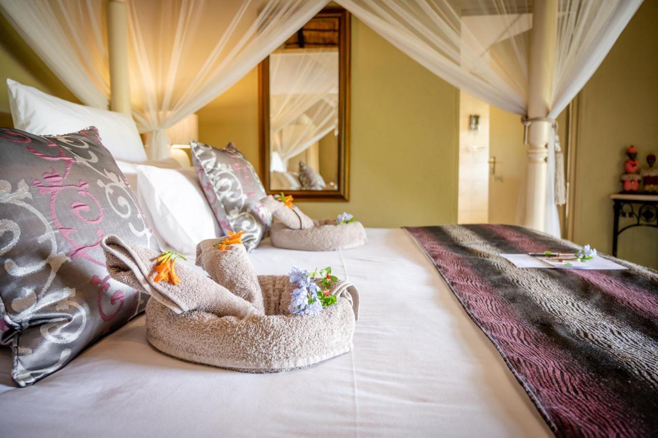 Kambaku Safari Lodge Timbavati Game Reserve Exterior photo