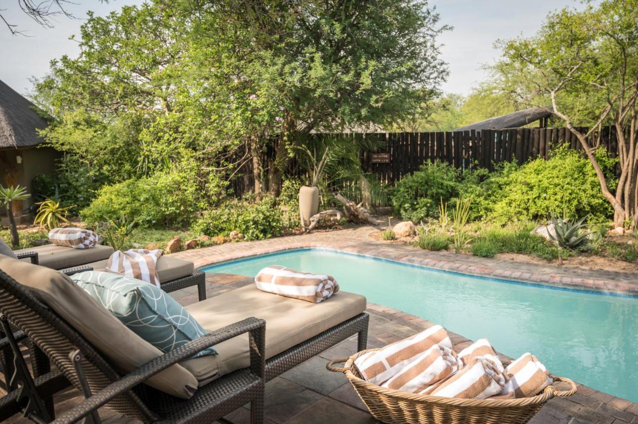 Kambaku Safari Lodge Timbavati Game Reserve Exterior photo